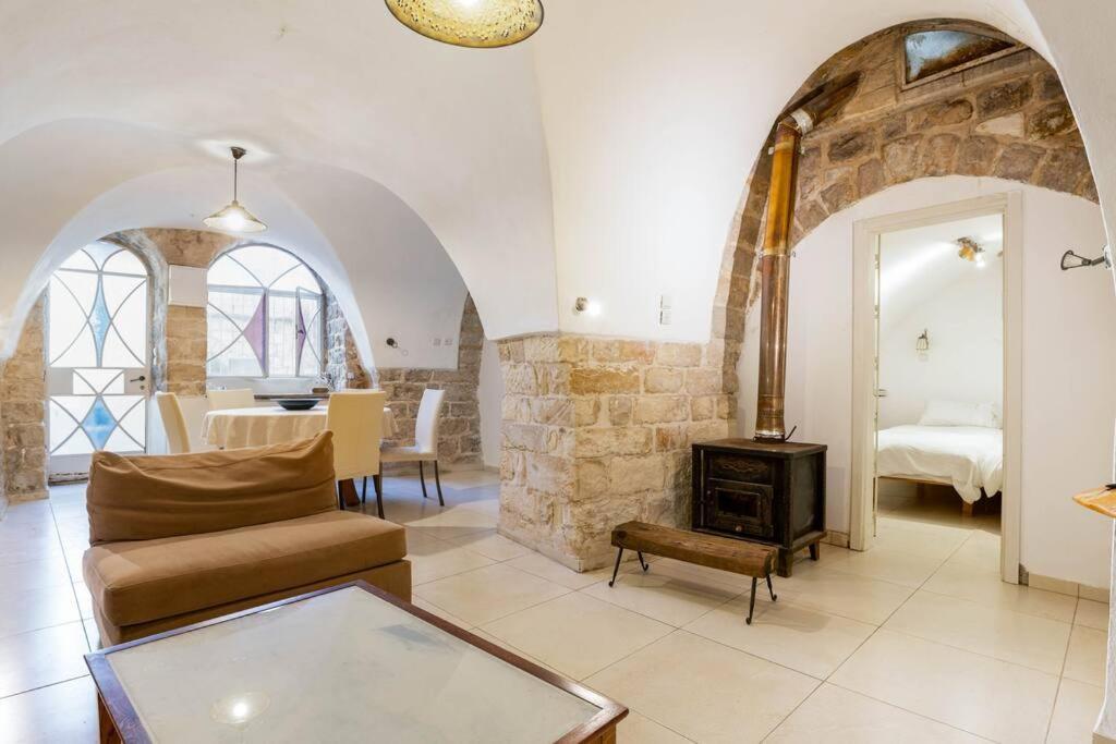 שלווה בעיר העתיקה - Peace In The Heart Of The Old City Цфат Экстерьер фото